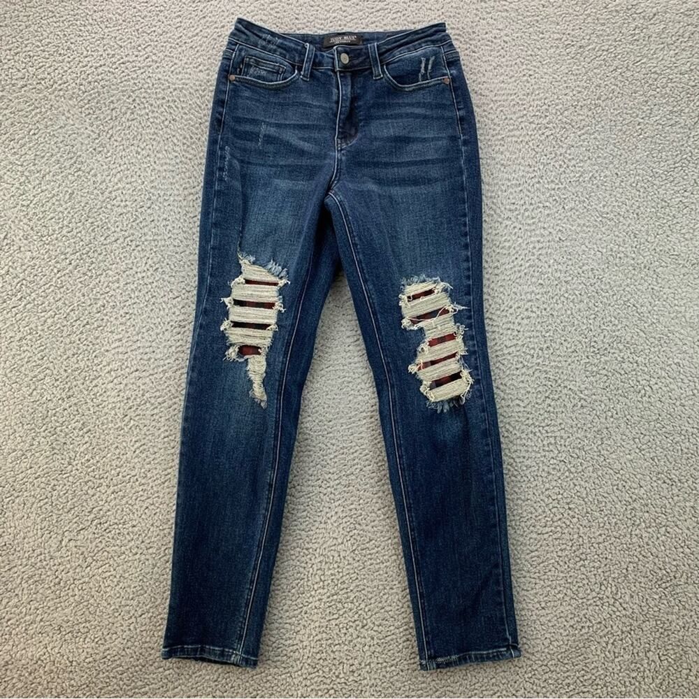 Judy Blue Women's Boyfriend Buffalo Plaid Knee Distressed Jeans   -  Size: 3/26